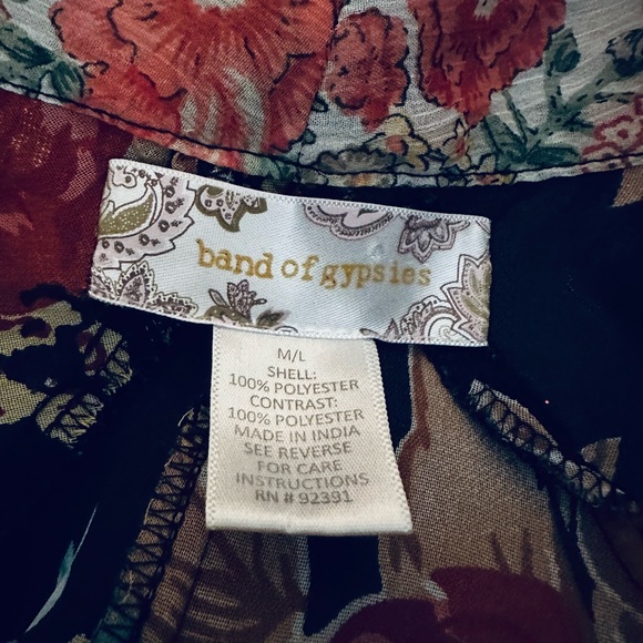 Band of Gypsies Bohemian Kimono in Red Floral - M/L - Picture 2 of 5